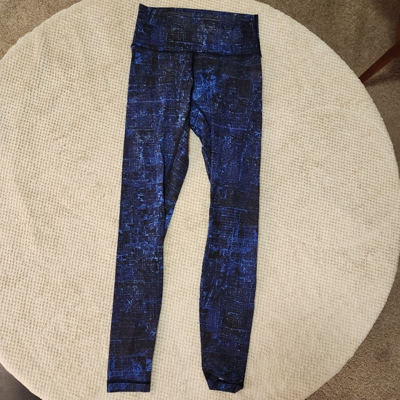 Lululemon Athletica Yoga Pants - Blue City Map - Picture 4 of 8